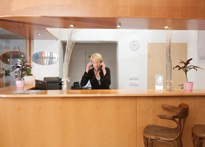Hotel Chotol 3*