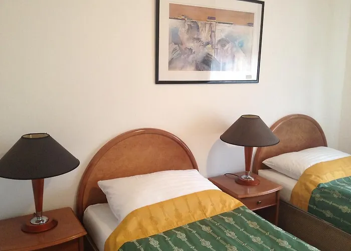 Hotel Chotol Horomerice